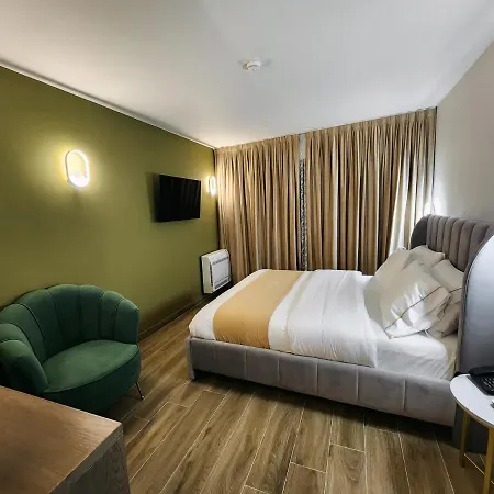 Olia Hotel 4*