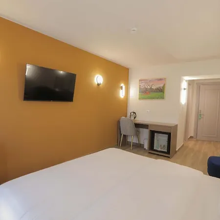 Hotel Olia Tirana