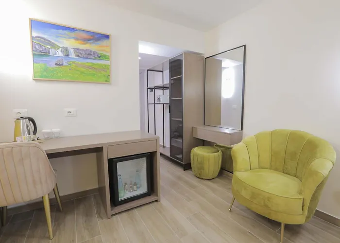 Olia Hotel 4*